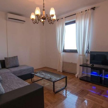 Sea View Apartment Mali Losinj Exterior photo